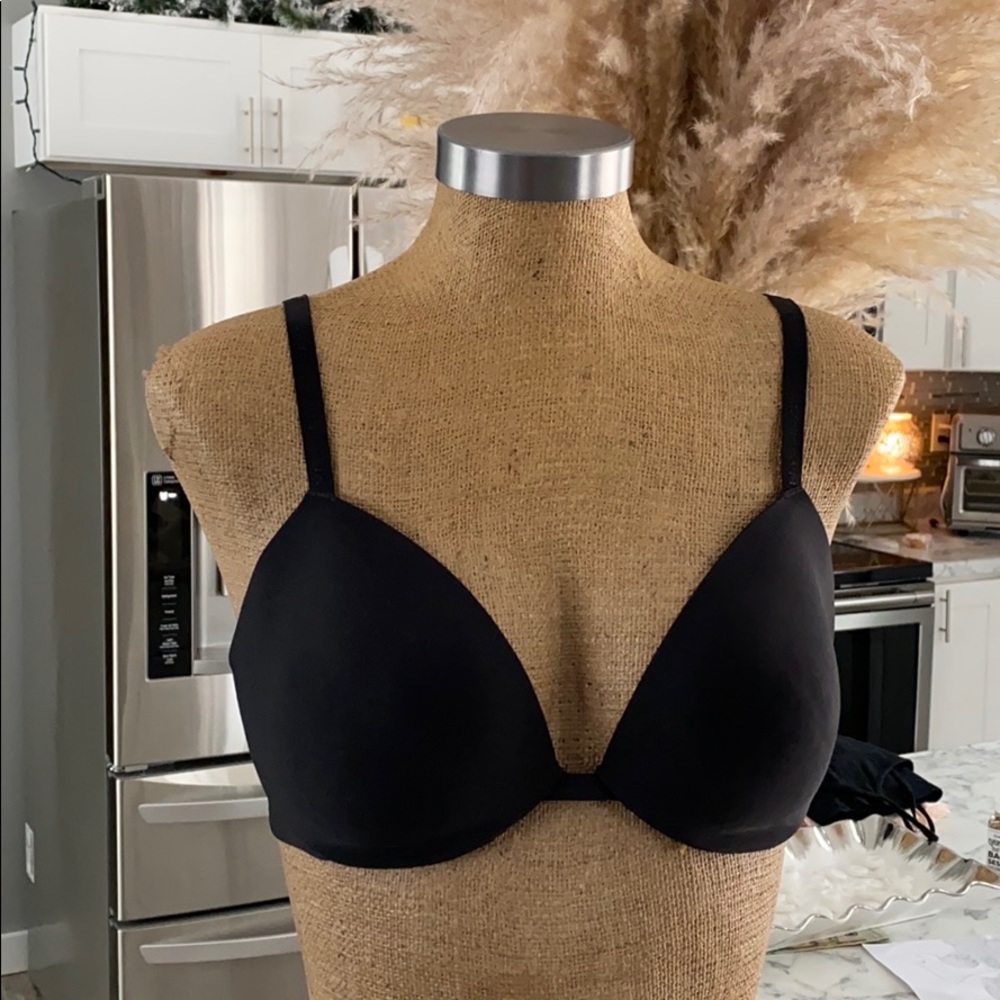 Black VS bra